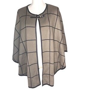 White House Black Market Wm’s Sz Med Brown Black Grid Snap Closure Drape Coat